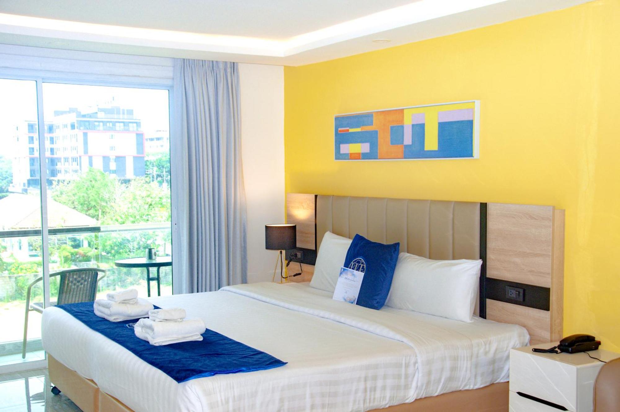 Ht9 Hotel Bãi biển Jomtien Ngoại thất bức ảnh