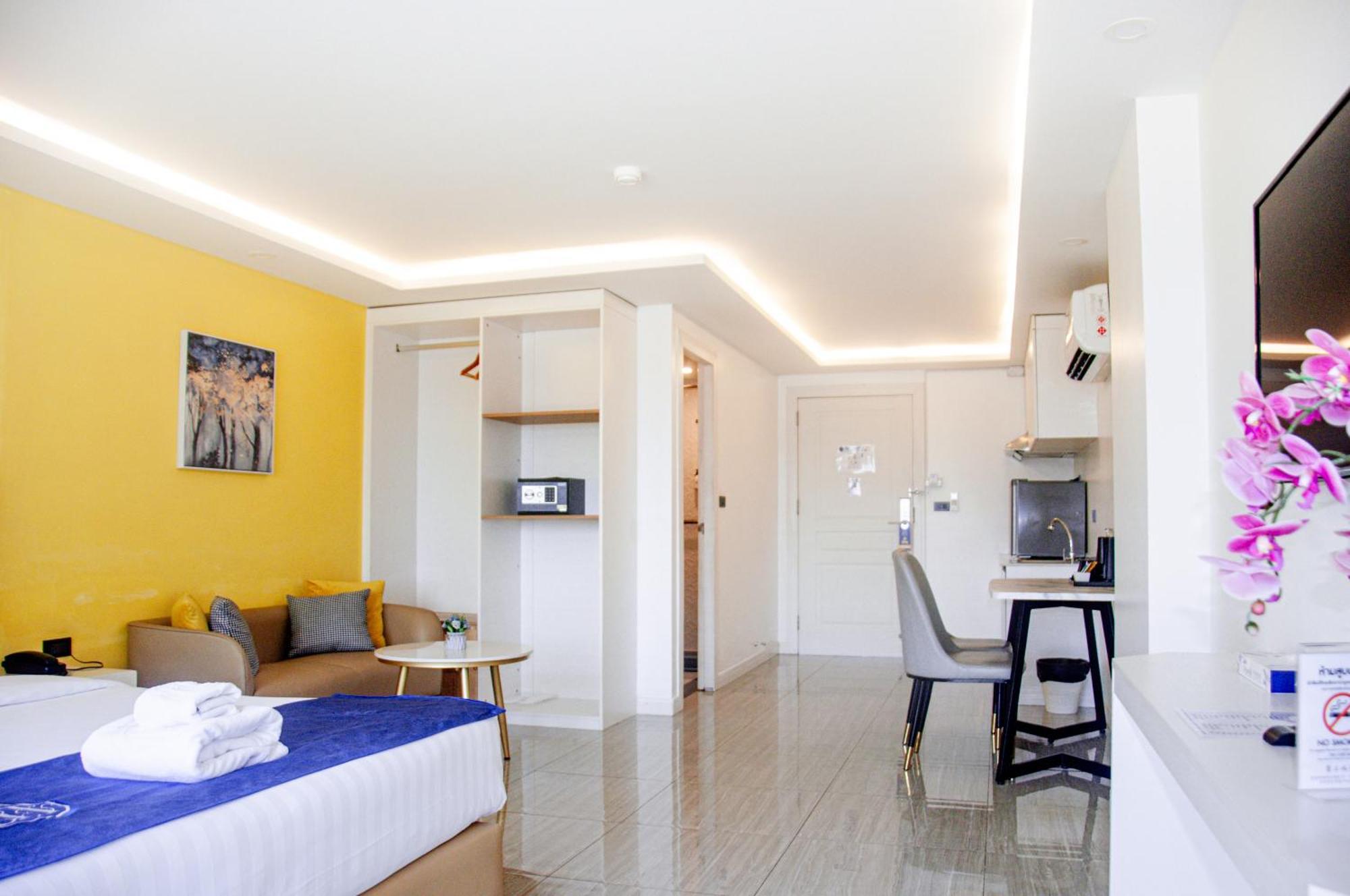 Ht9 Hotel Bãi biển Jomtien Ngoại thất bức ảnh