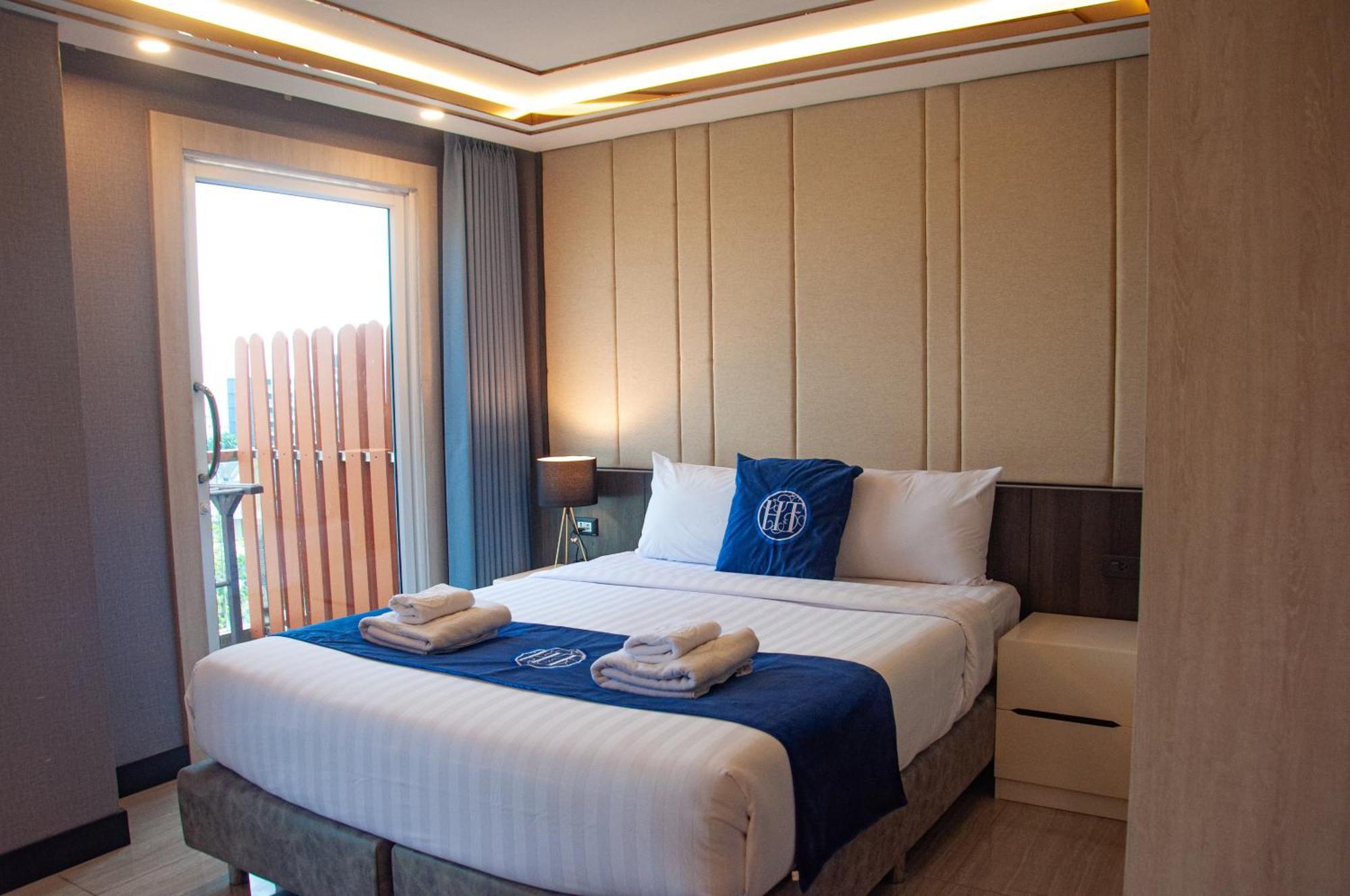 Ht9 Hotel Bãi biển Jomtien Ngoại thất bức ảnh