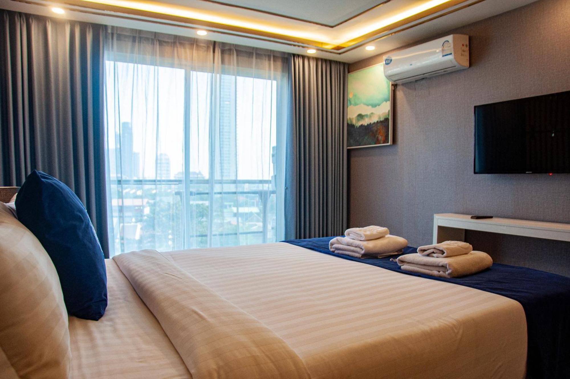 Ht9 Hotel Bãi biển Jomtien Ngoại thất bức ảnh