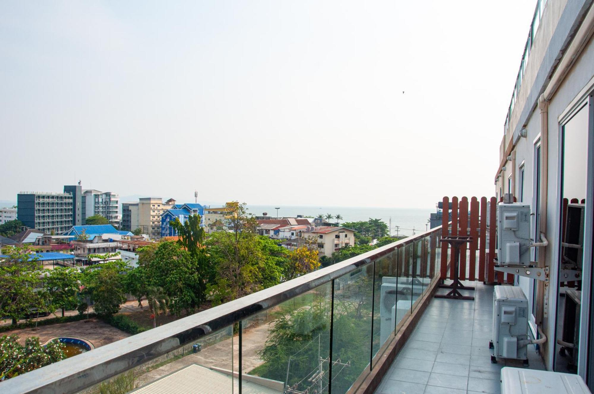 Ht9 Hotel Bãi biển Jomtien Ngoại thất bức ảnh