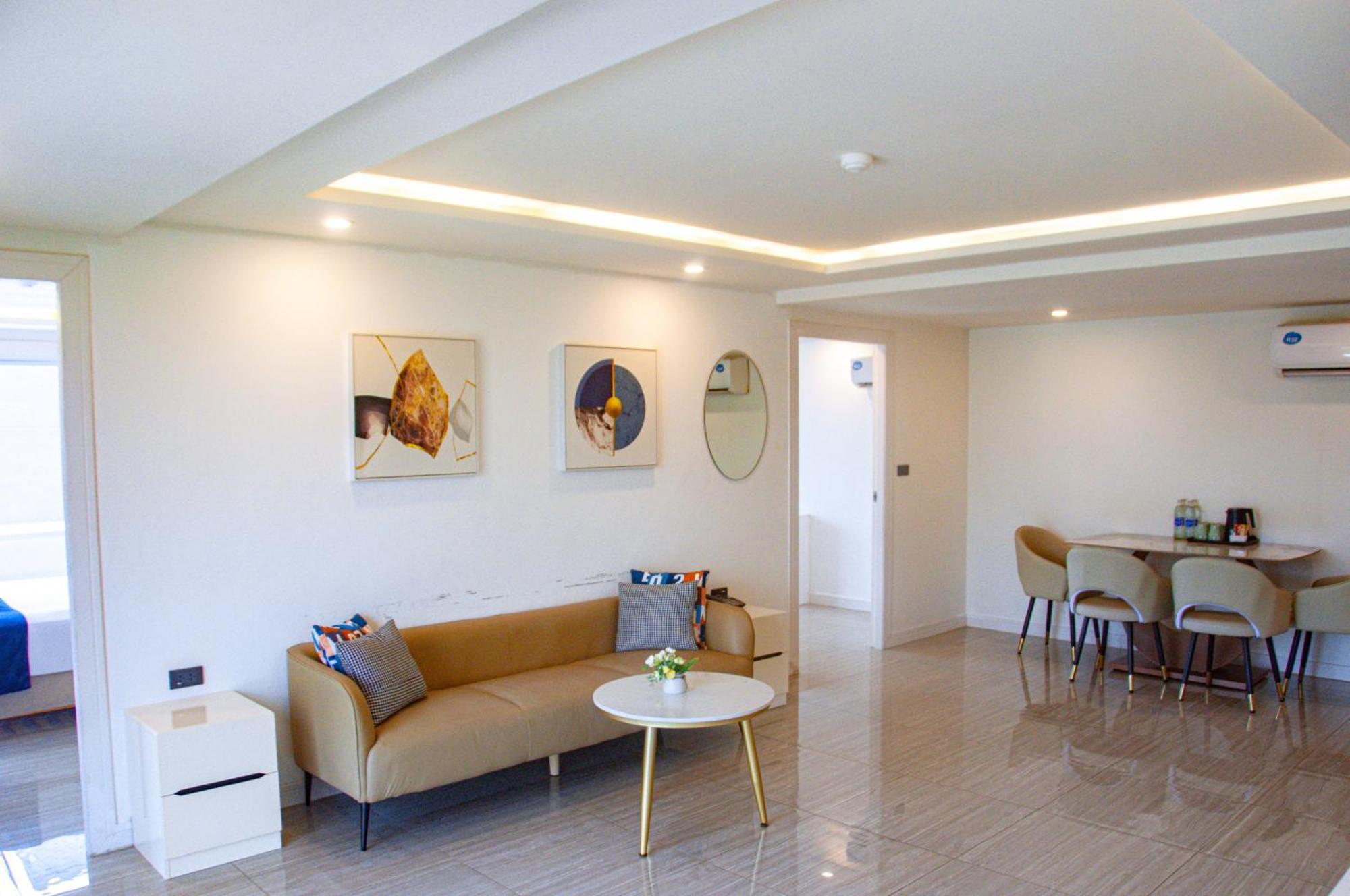 Ht9 Hotel Bãi biển Jomtien Ngoại thất bức ảnh