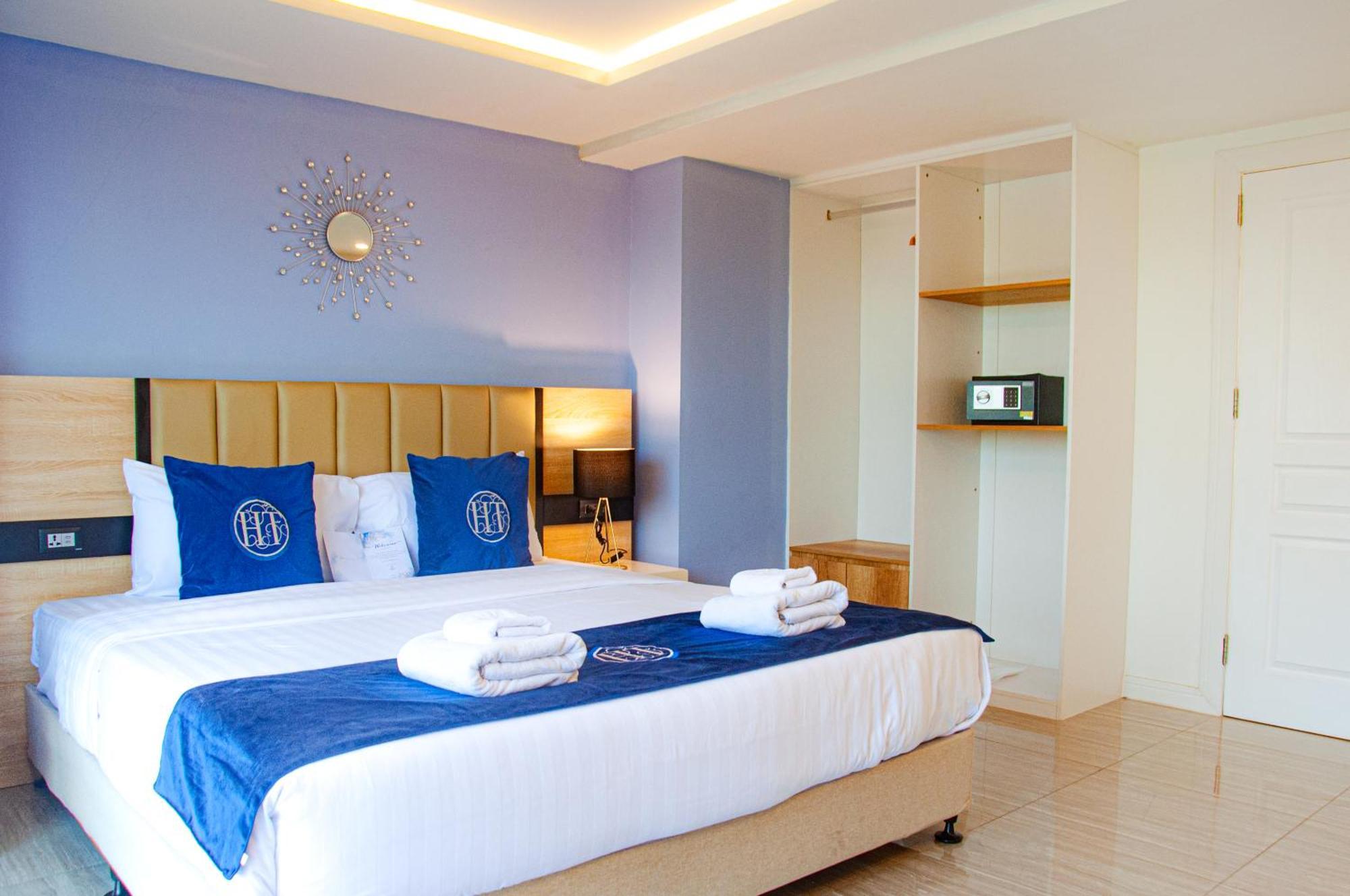 Ht9 Hotel Bãi biển Jomtien Ngoại thất bức ảnh