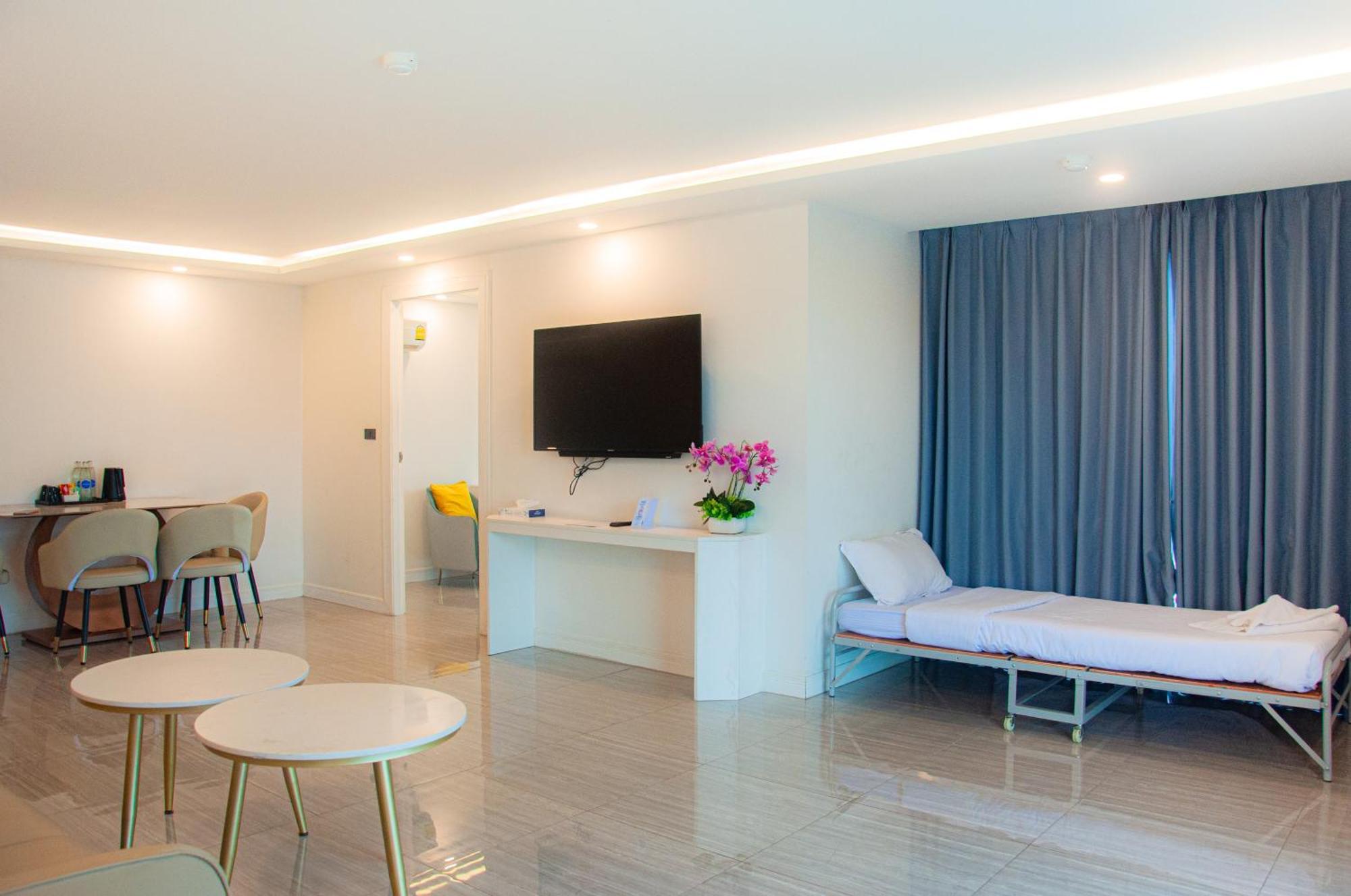 Ht9 Hotel Bãi biển Jomtien Ngoại thất bức ảnh