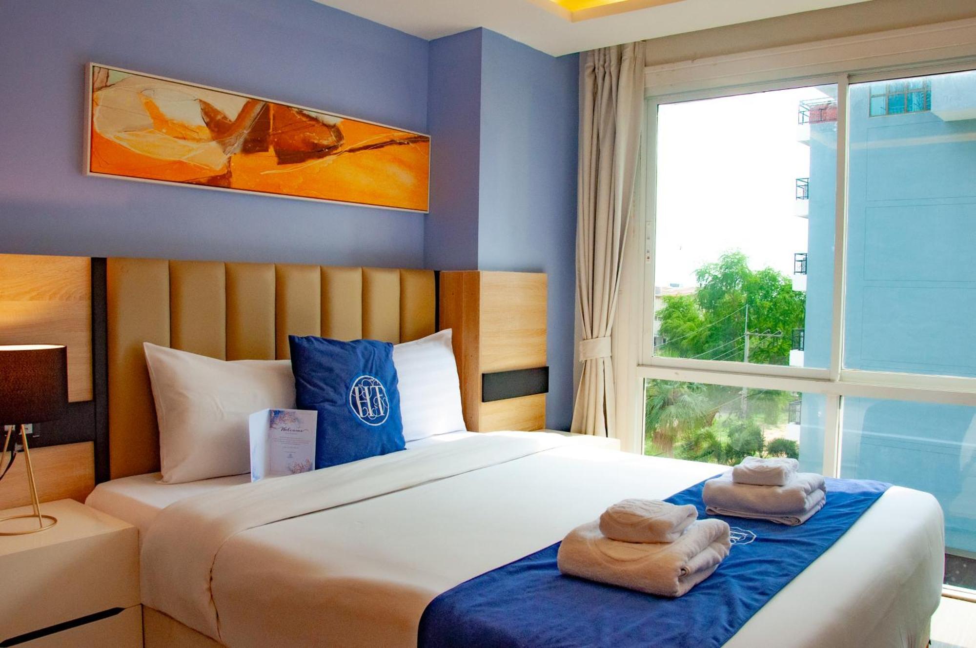 Ht9 Hotel Bãi biển Jomtien Ngoại thất bức ảnh